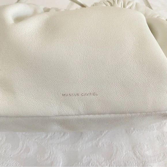 Mansur Gavriel white mini Cloud leather clutch bag - Picture 9 of 16